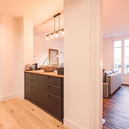 Charme de l'ancien pour cet appartement entièrement rénové dans l'hypercentre de Reims Esterno foto